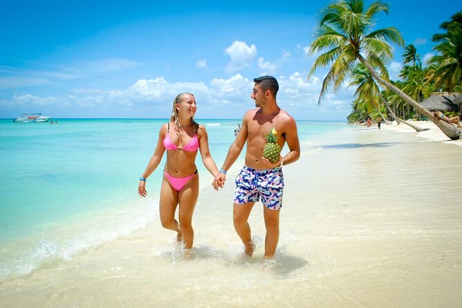 BAYAHIBE
Y CRUCERO POR EL CARIBE